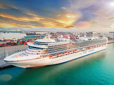 boating accidents can happen in a cruise passenger ship